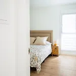 Apartment Abora Views, With Terrace, Office And Free Parking For Temporary Rentals