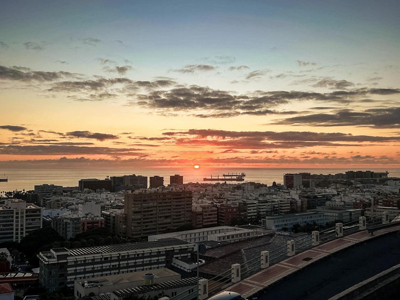 Abora Views, With Terrace, Office And Free Parking For Temporary * Las Palmas de Gran Canaria