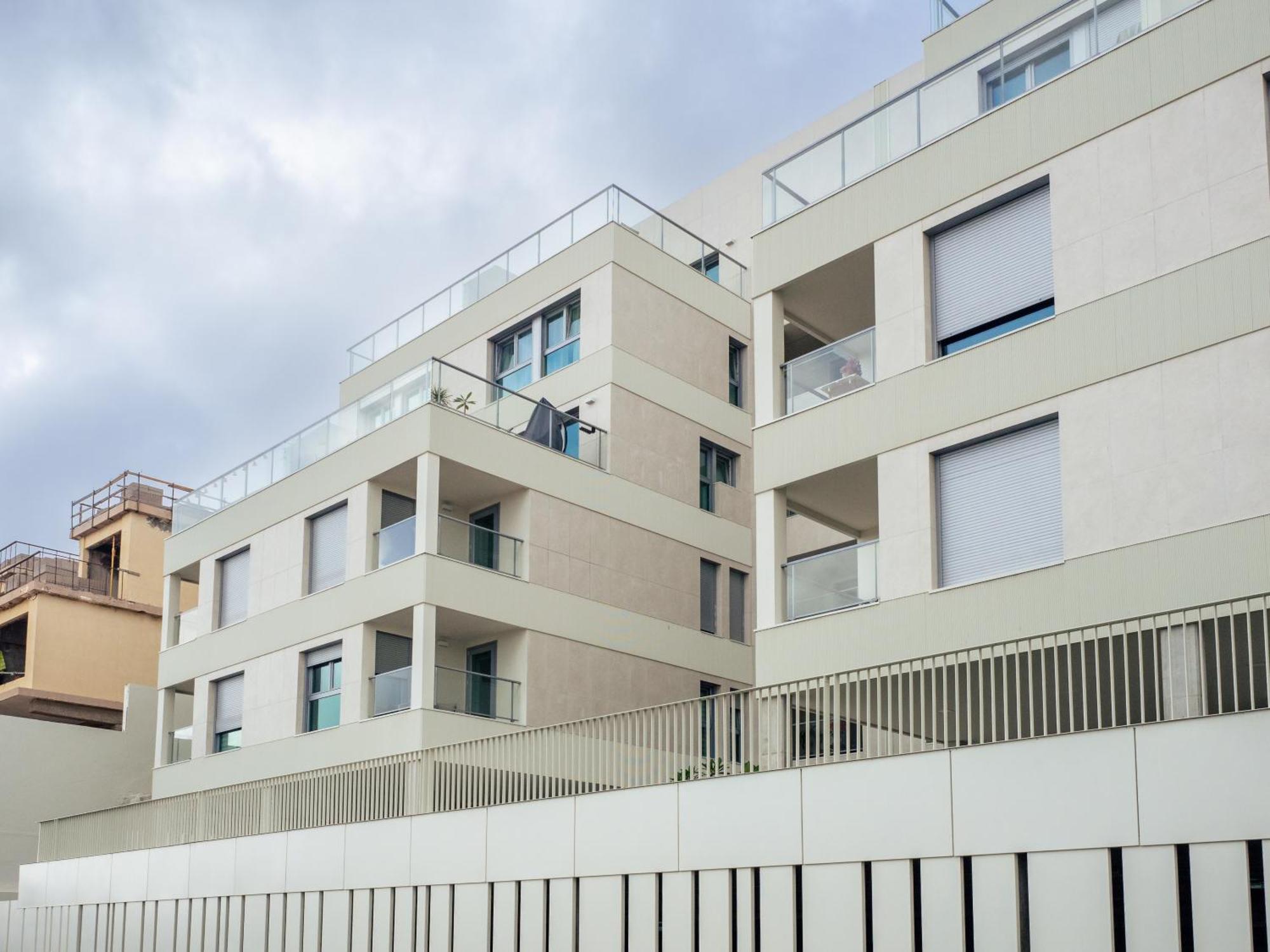 Abora Views, With Terrace, Office And Free Parking For Temporary Apartamento